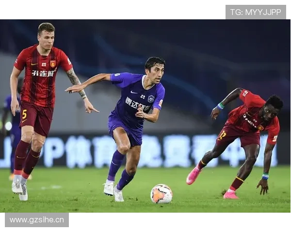 阿库尼亚比赛阅读能力持续提升，防守选位与进攻支援表现稳健