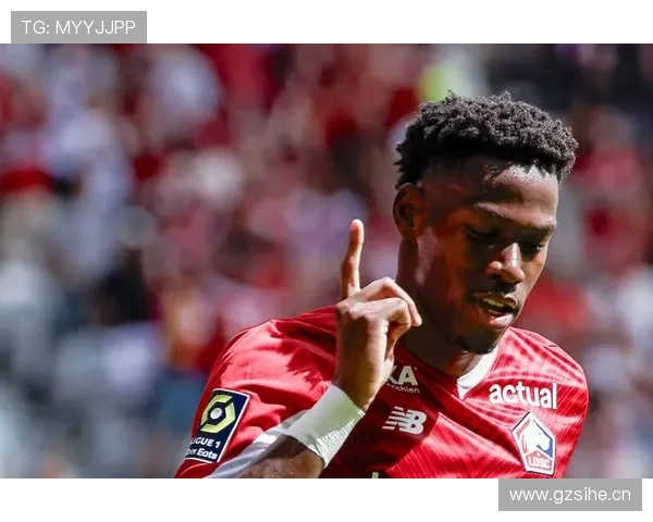 乔纳森·戴维 vs 拉卡泽特：技术型前锋的战术角色与效率对比